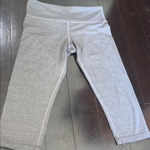 Dark grey cropped lululemon leggings